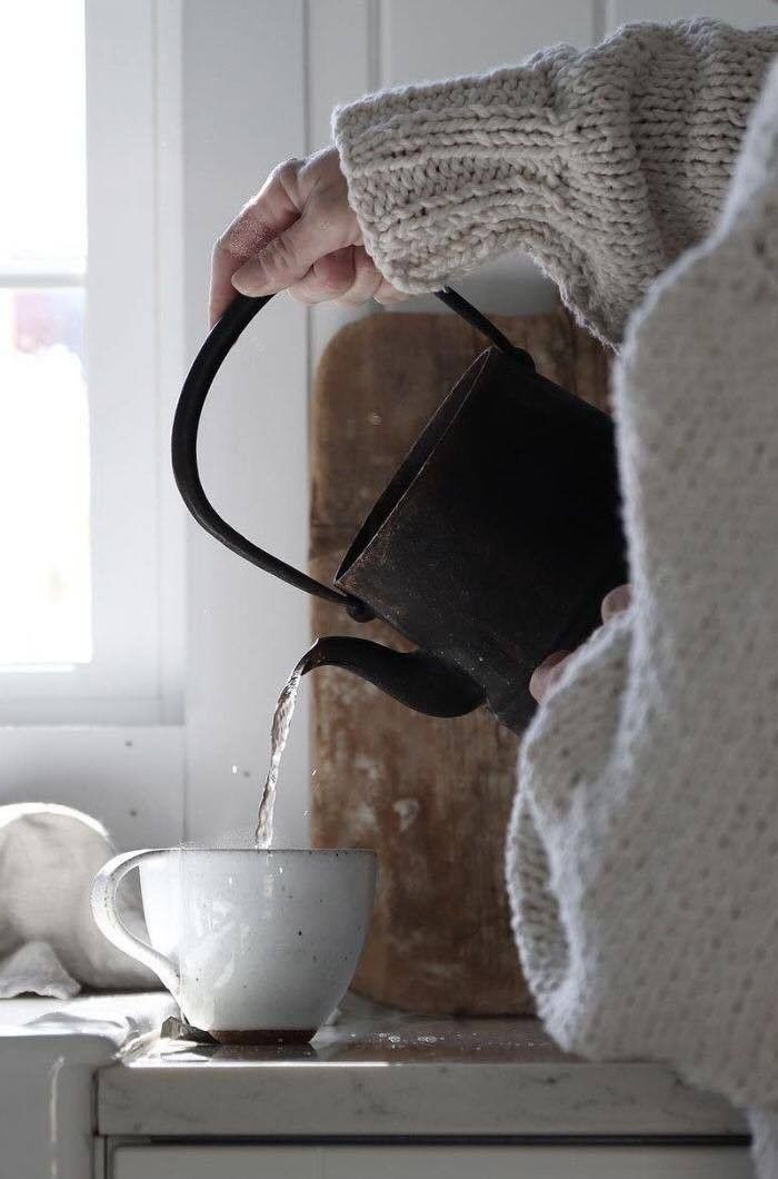 The Morning Teas That Shape a Day